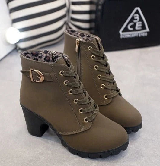 Ava - Schnürstiefeletten zum Aufpeppen deines Herbst-Outfits 5