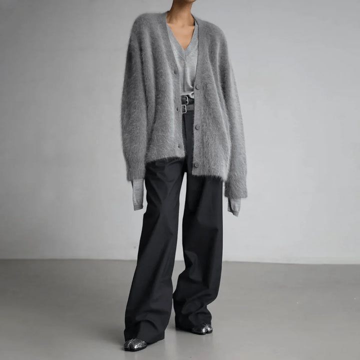 Edith | Damen Trendige Flauschige Strickjacke mit Knopfleiste 3