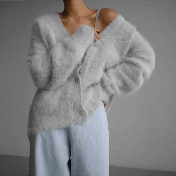 Edith | Damen Trendige Flauschige Strickjacke mit Knopfleiste 6