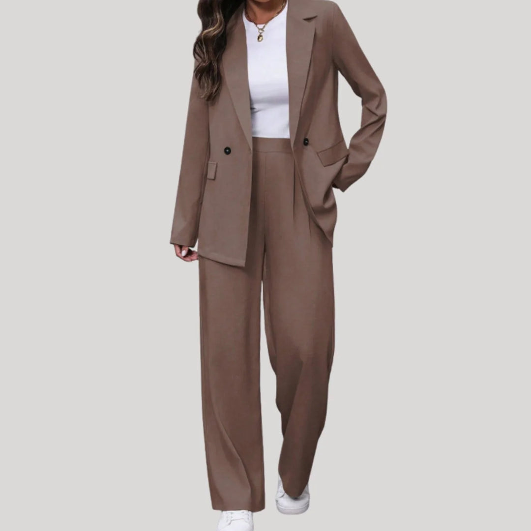 Emilia | Damen Taillierter Zweireihiger Hosenanzug mit Weiter Hose 9