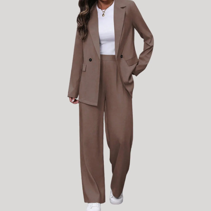 Emilia | Damen Taillierter Zweireihiger Hosenanzug mit Weiter Hose 9