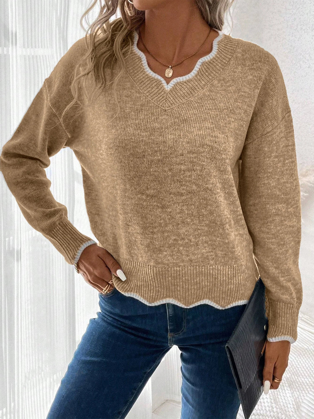 Felicitas | Strickpullover mit V-Ausschnitt 10
