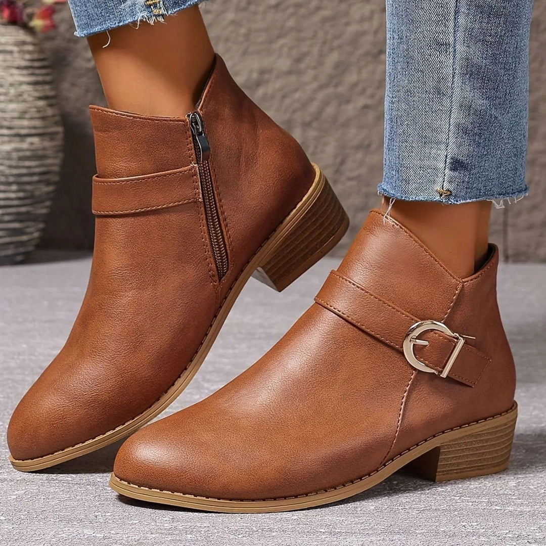 Frieda | Damen Stiefeletten mit Blockabsatz Schnallendetail Seitenreißverschluss 3