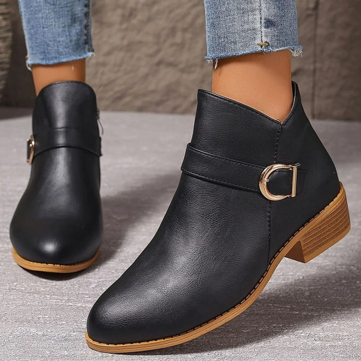 Frieda | Damen Stiefeletten mit Blockabsatz Schnallendetail Seitenreißverschluss 4