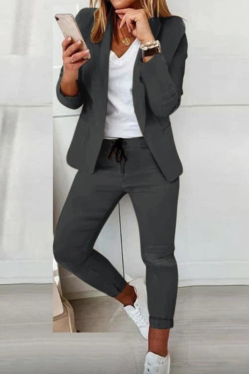 Johanna | Zweiteiler mit Blazer und Kordelzughose 1