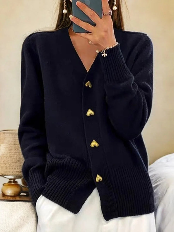 Leonie | Damen V-Ausschnitt Strick-Cardigan mit Herzknöpfen Relaxed Fit 0