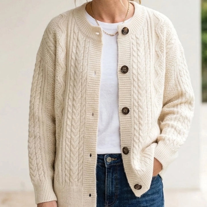 Luisa | Damen Oversize Grobstrick-Strickjacke mit Knopfleiste 2