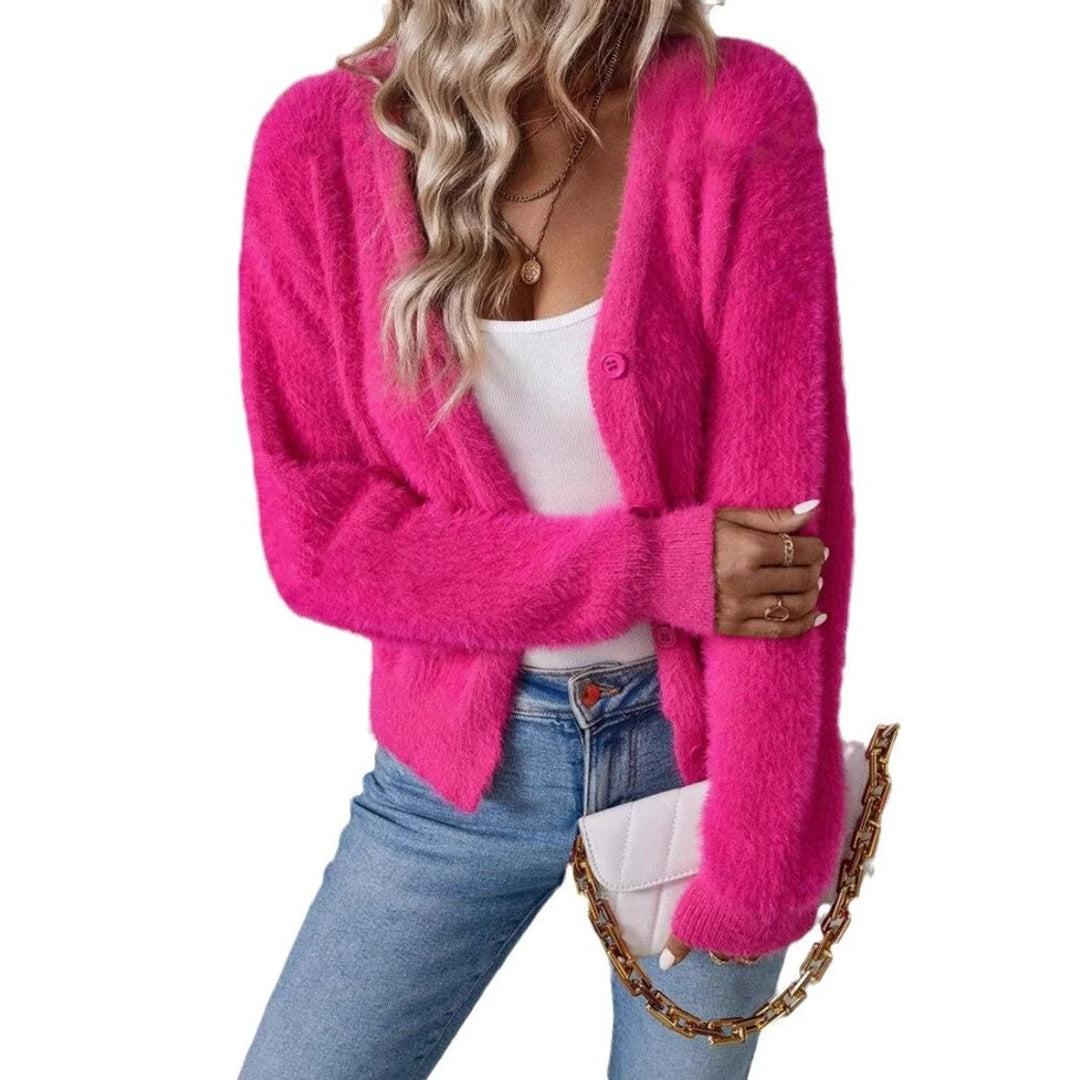 Marie | Damen Flauschiger V-Ausschnitt Strickjacke Cardigan mit Knopfleiste 6