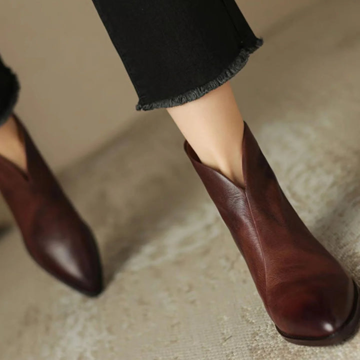 Sophie | Damen Stiefeletten mit spitzer Zehenpartie niedrigem Blockabsatz Reißverschluss 5
