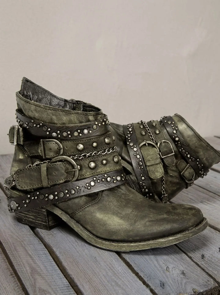Sophie | Damen Vintage Western Stiefeletten mit Schnallenriemen Nieten Ketten 7