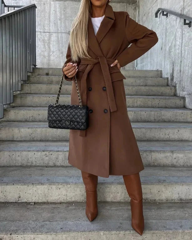Svenja | Oversized Mantel mit Reverskragen und Zweireiher 2