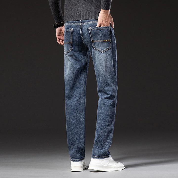 Men's Straight-Fit Jeans | Classic Denim with Multiple Pockets