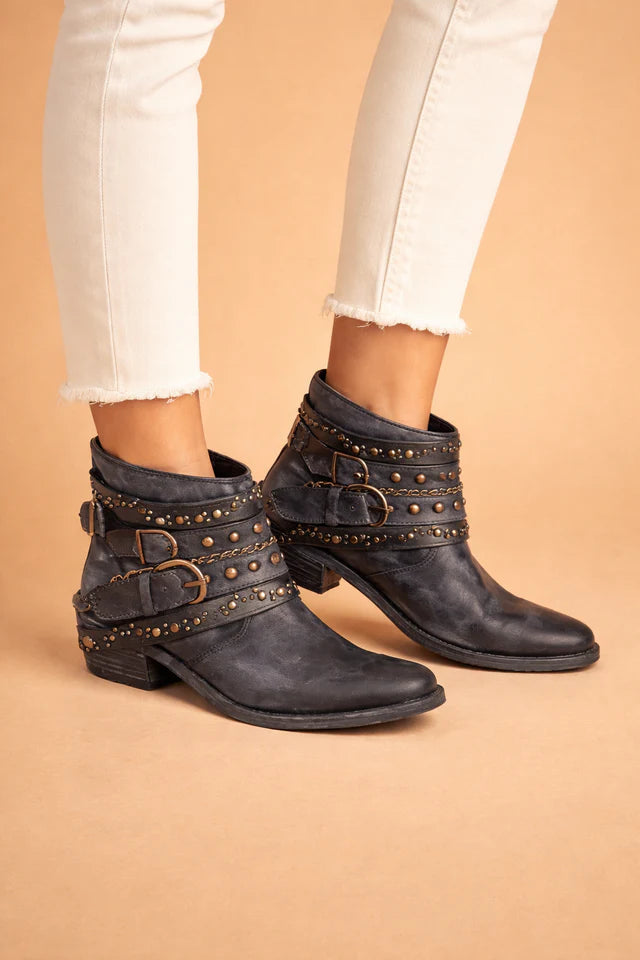 Erica | Women’s Pointed Cowboy Boots for Western Style